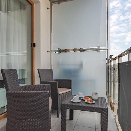 Apartamenty Osiedle Bursztynowe III By Noclegi Renters Kołobrzeg Exteriör bild